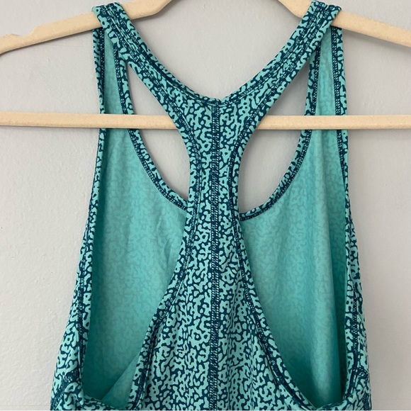 Nike Dri-Fit Leopard Print Racerback Tank Top - Picture 3 of 6